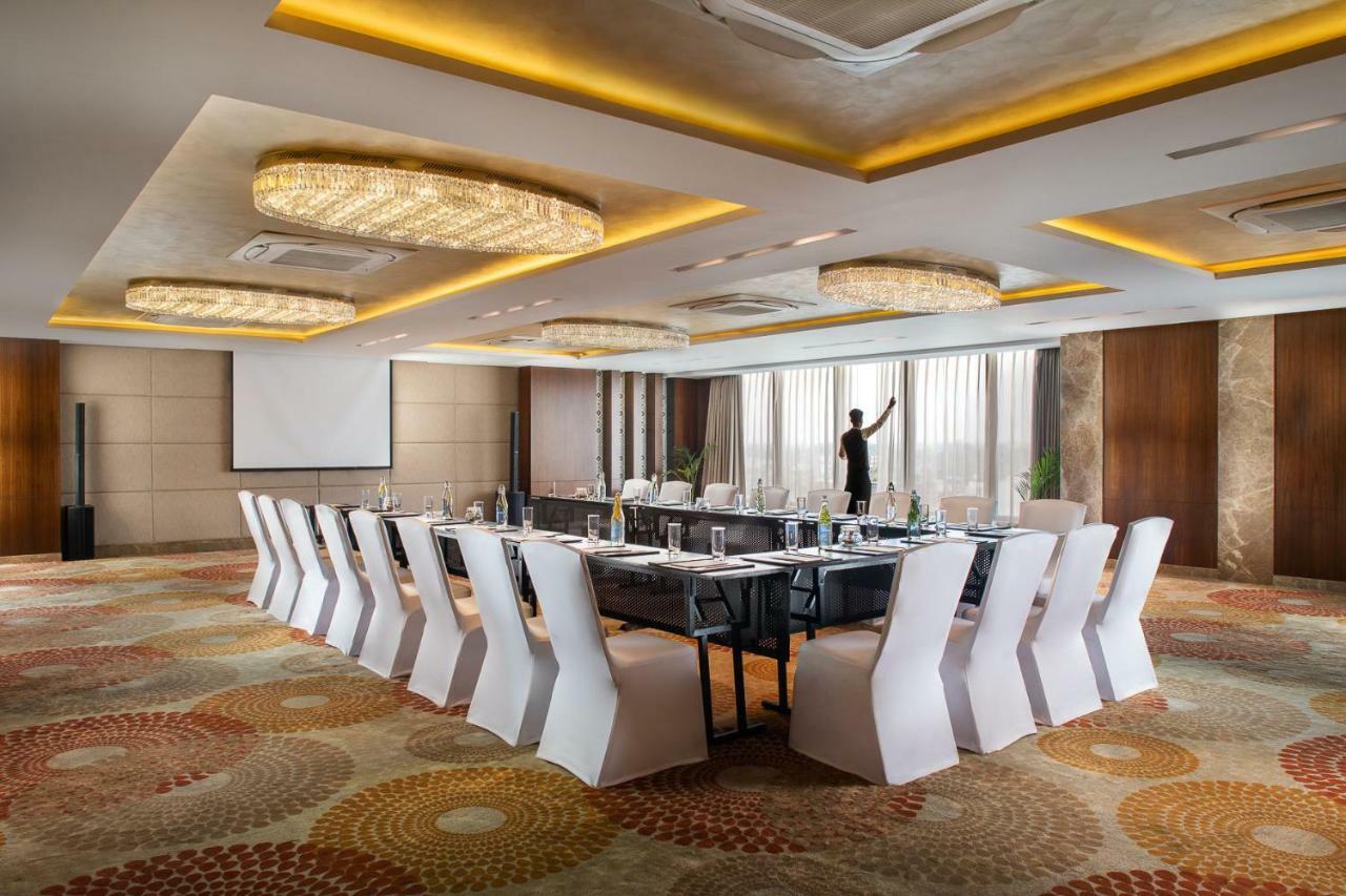 Nirvana Sarovar Portico Gorakhpur Esterno foto